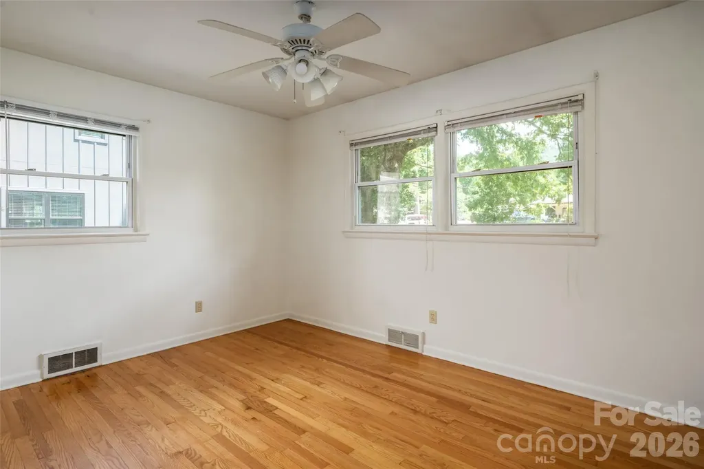 52 Blake Drive Arden NC 28704
