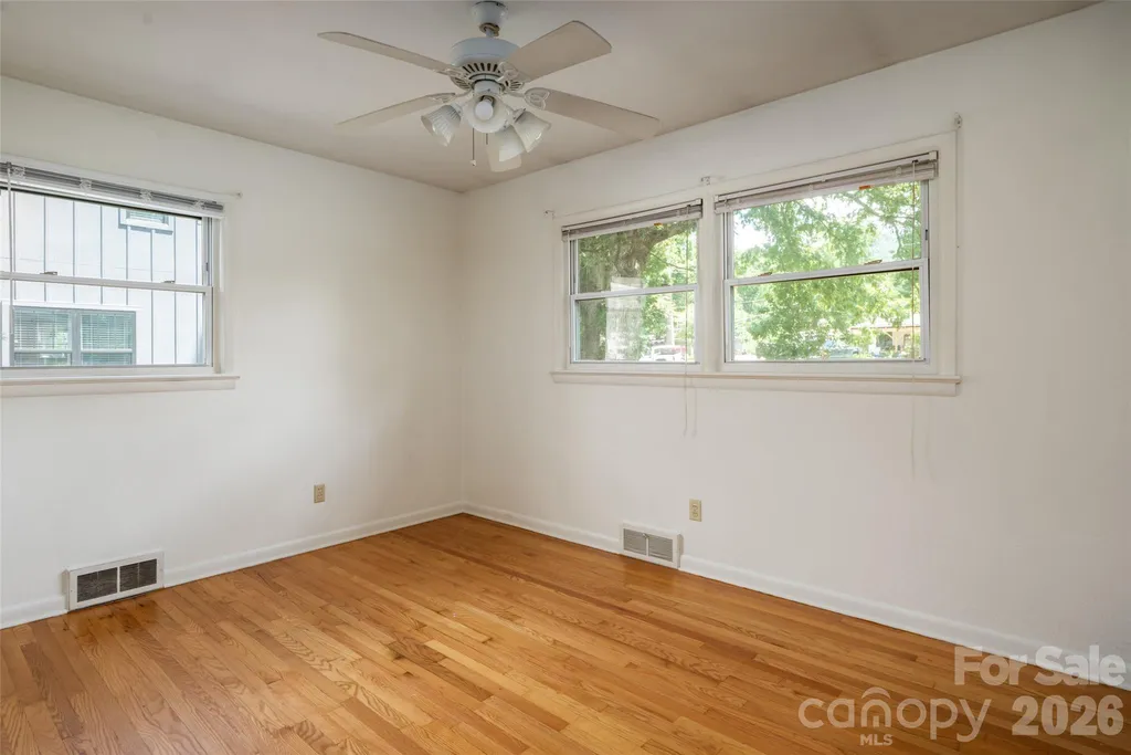 52 Blake Drive Arden NC 28704