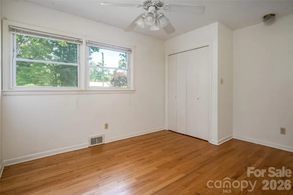 52 Blake Drive Arden NC 28704