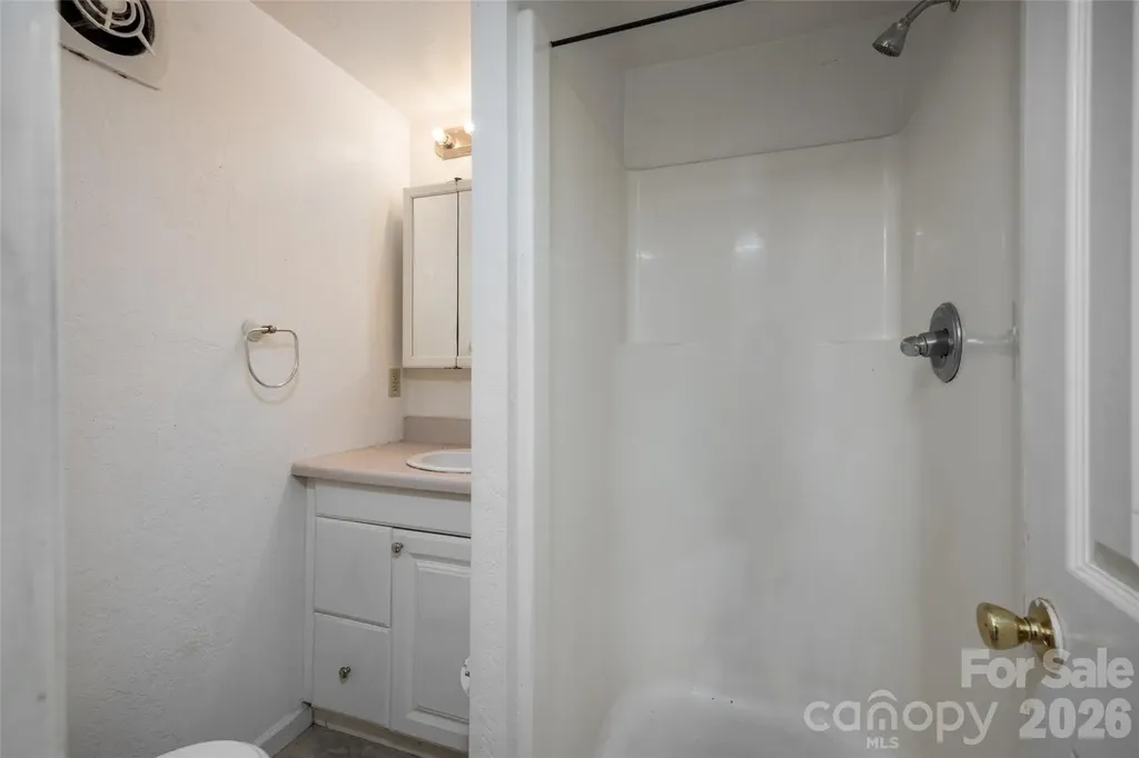 52 Blake Drive Arden NC 28704