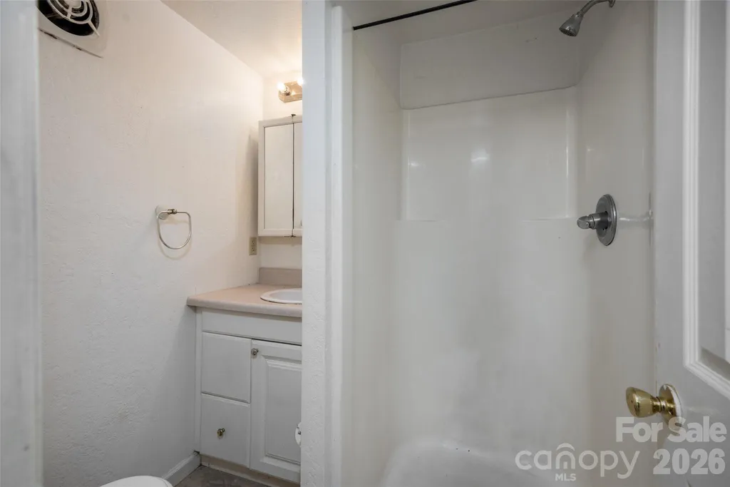 52 Blake Drive Arden NC 28704