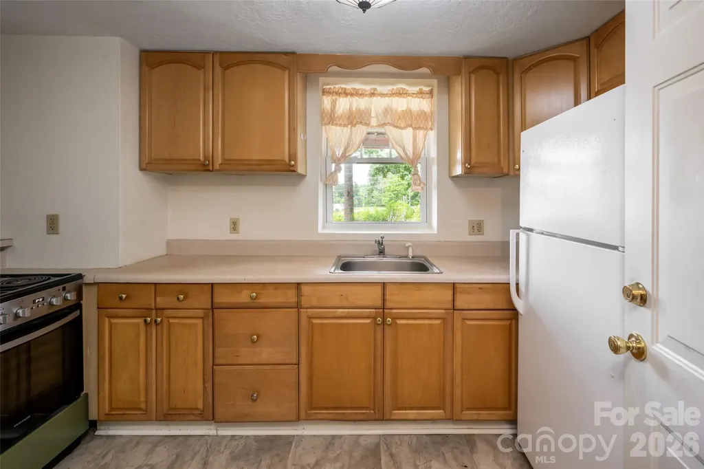 52 Blake Drive Arden NC 28704