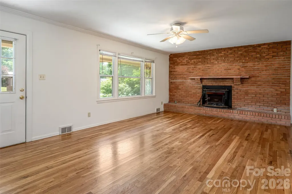 52 Blake Drive Arden NC 28704