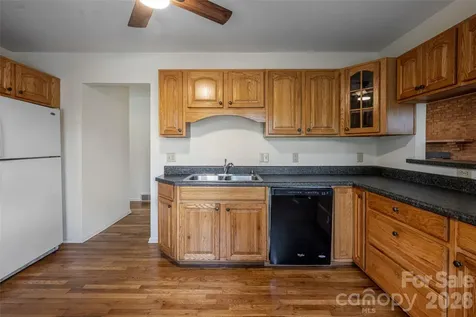 52 Blake Drive Arden NC 28704