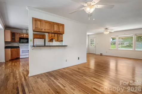 52 Blake Drive Arden NC 28704