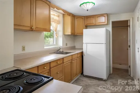 52 Blake Drive Arden NC 28704