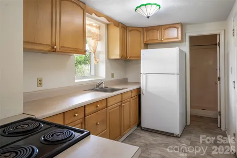 52 Blake Drive Arden NC 28704