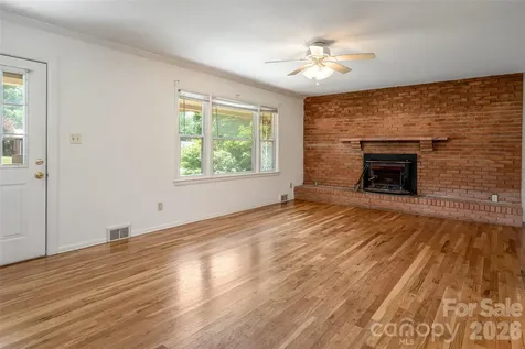 52 Blake Drive Arden NC 28704