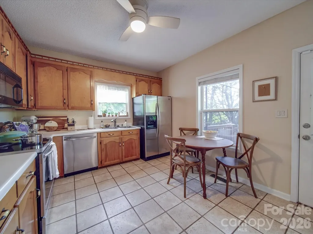 215 6th Street Belmont NC 28012