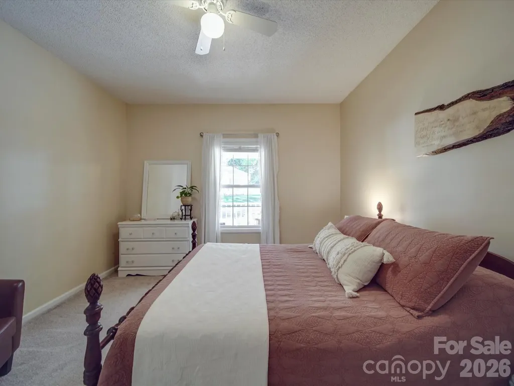215 6th Street Belmont NC 28012