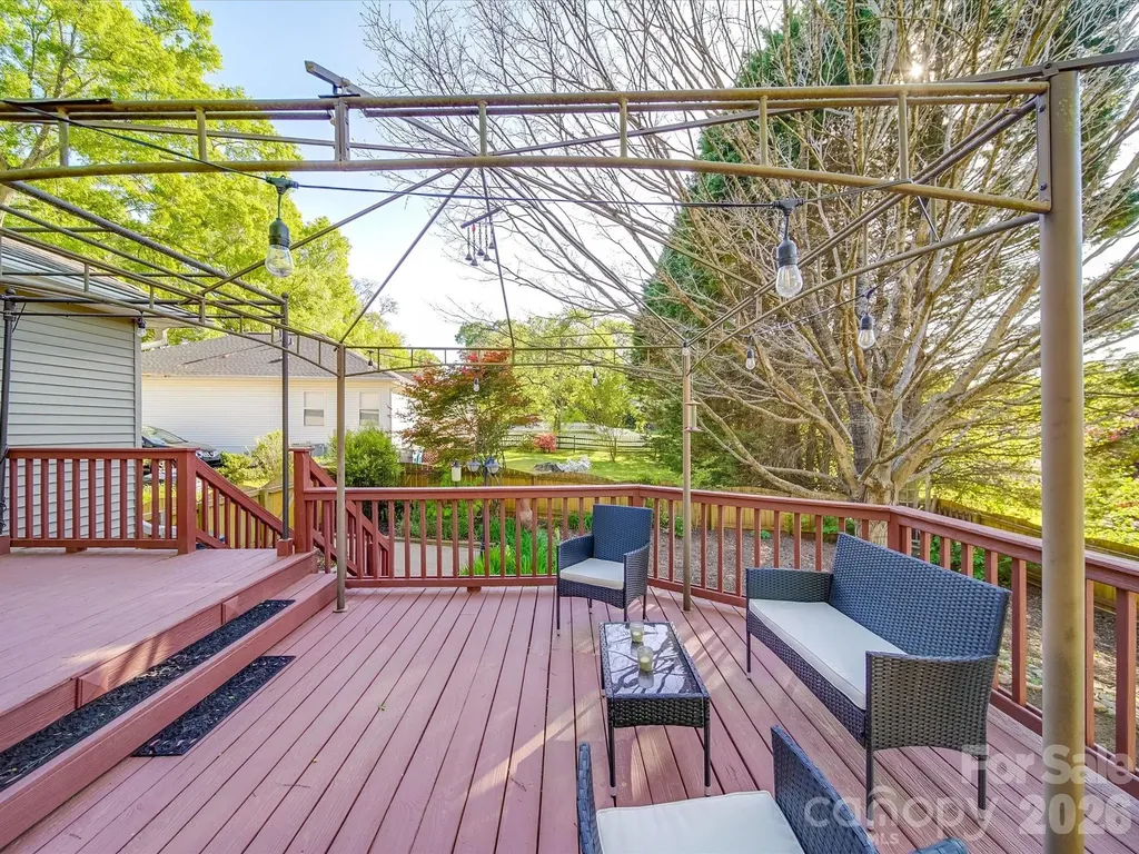 215 6th Street Belmont NC 28012
