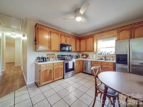 215 6th Street Belmont NC 28012