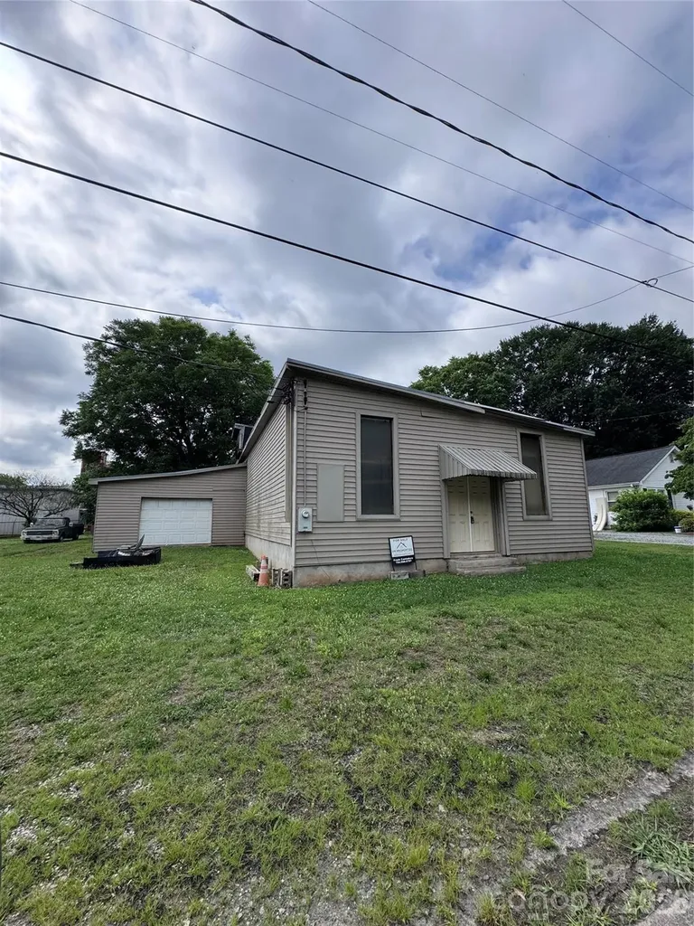 206 9th Street Belmont NC 28012
