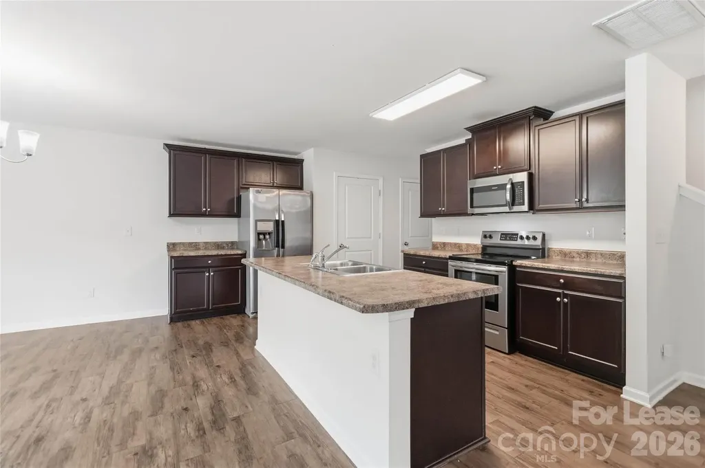 8705 Longnor Street Charlotte NC 28214