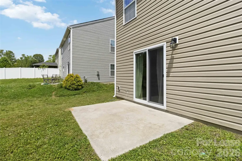 8705 Longnor Street Charlotte NC 28214