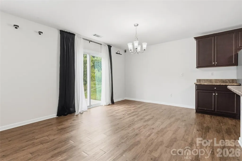 8705 Longnor Street Charlotte NC 28214