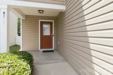 8705 Longnor Street Charlotte NC 28214