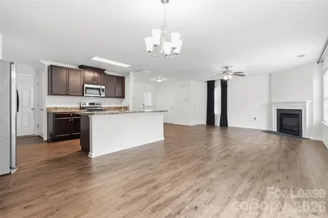 8705 Longnor Street Charlotte NC 28214