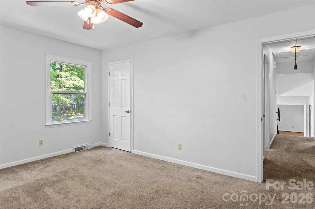 1106 Kelwyn Lane Lewisville NC 27023