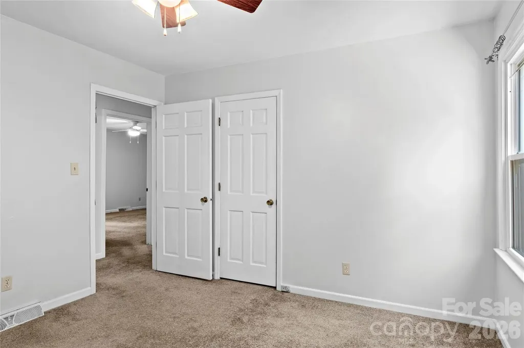 1106 Kelwyn Lane Lewisville NC 27023