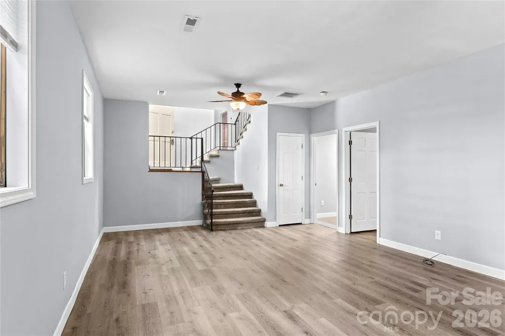 1106 Kelwyn Lane Lewisville NC 27023