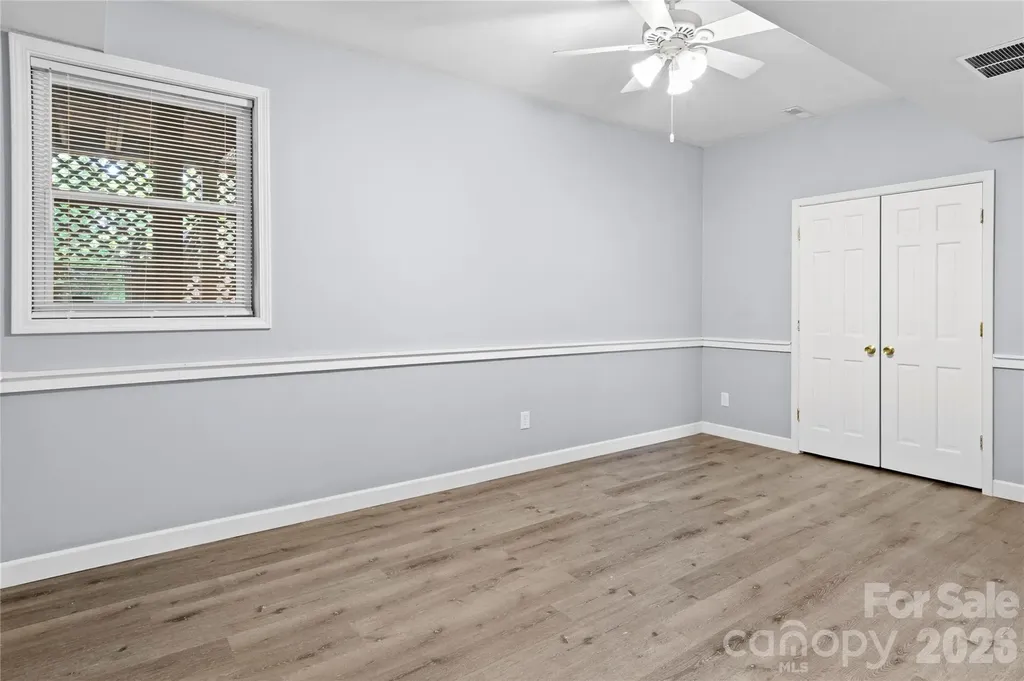 1106 Kelwyn Lane Lewisville NC 27023