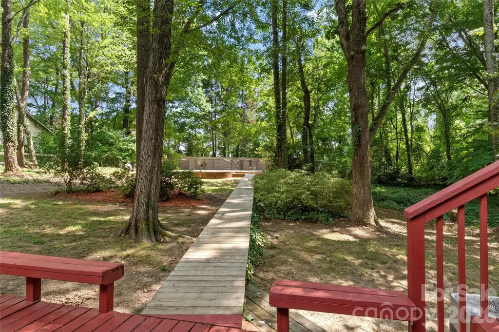 1106 Kelwyn Lane Lewisville NC 27023