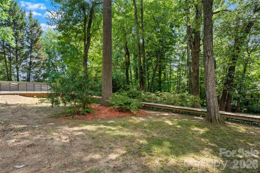 1106 Kelwyn Lane Lewisville NC 27023