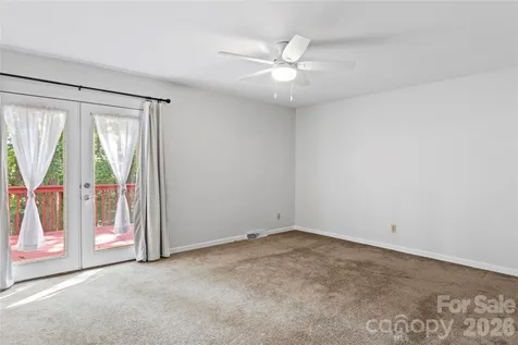 1106 Kelwyn Lane Lewisville NC 27023