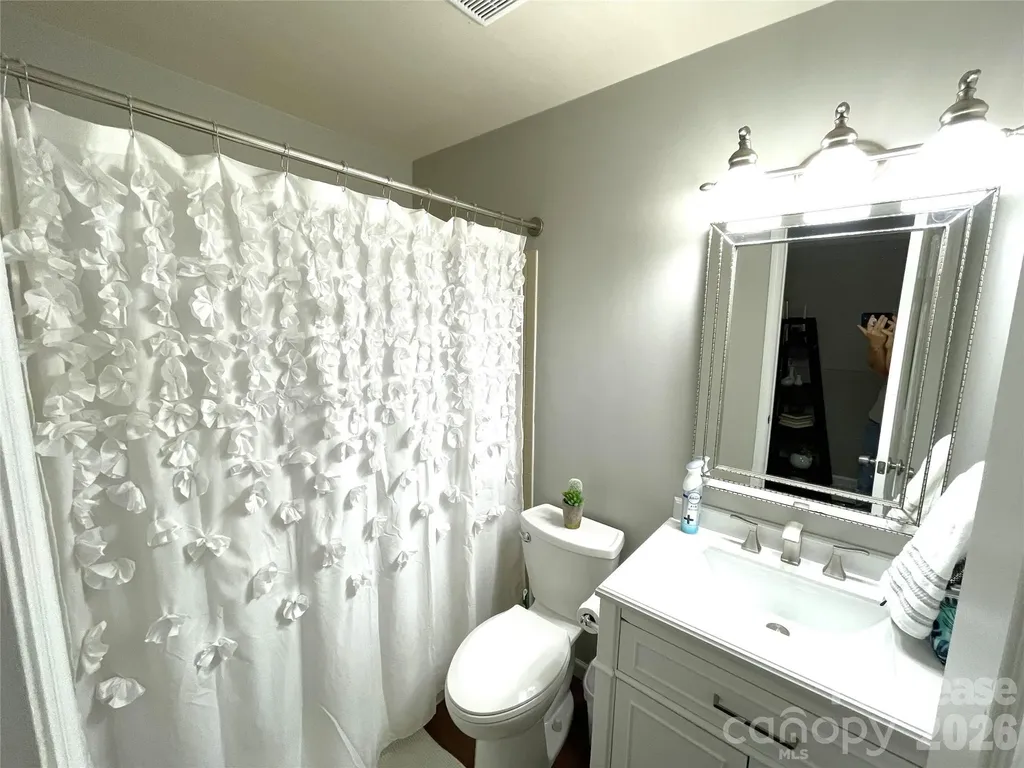 19831 Henderson Road Cornelius NC 28031