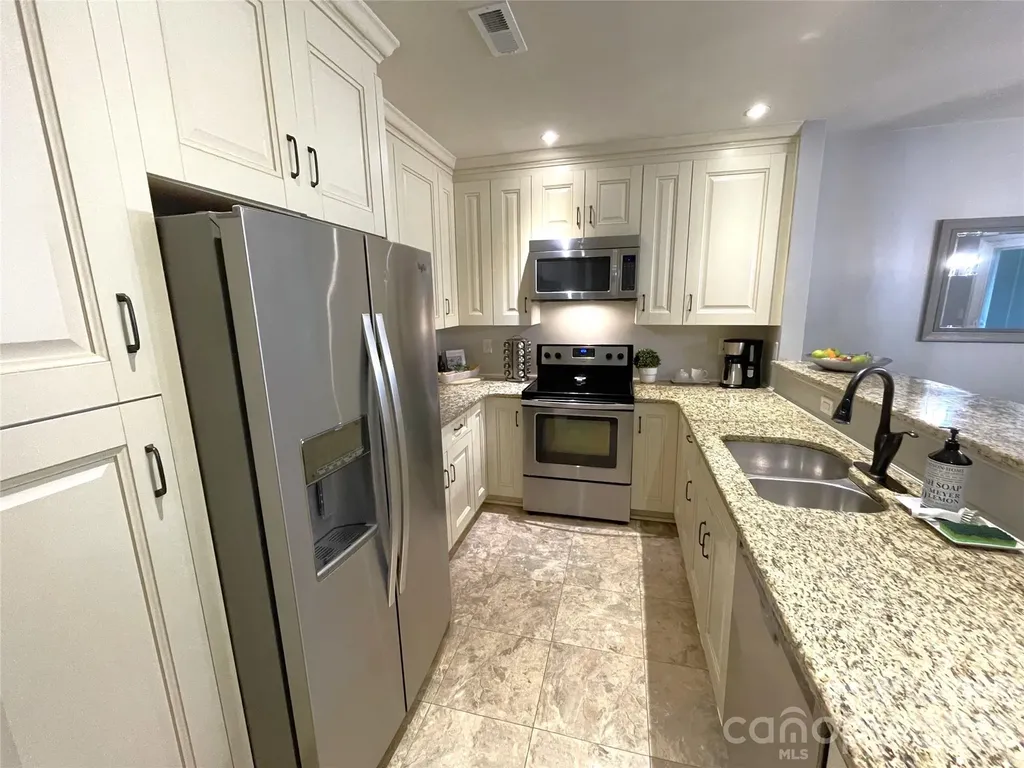 19831 Henderson Road Cornelius NC 28031