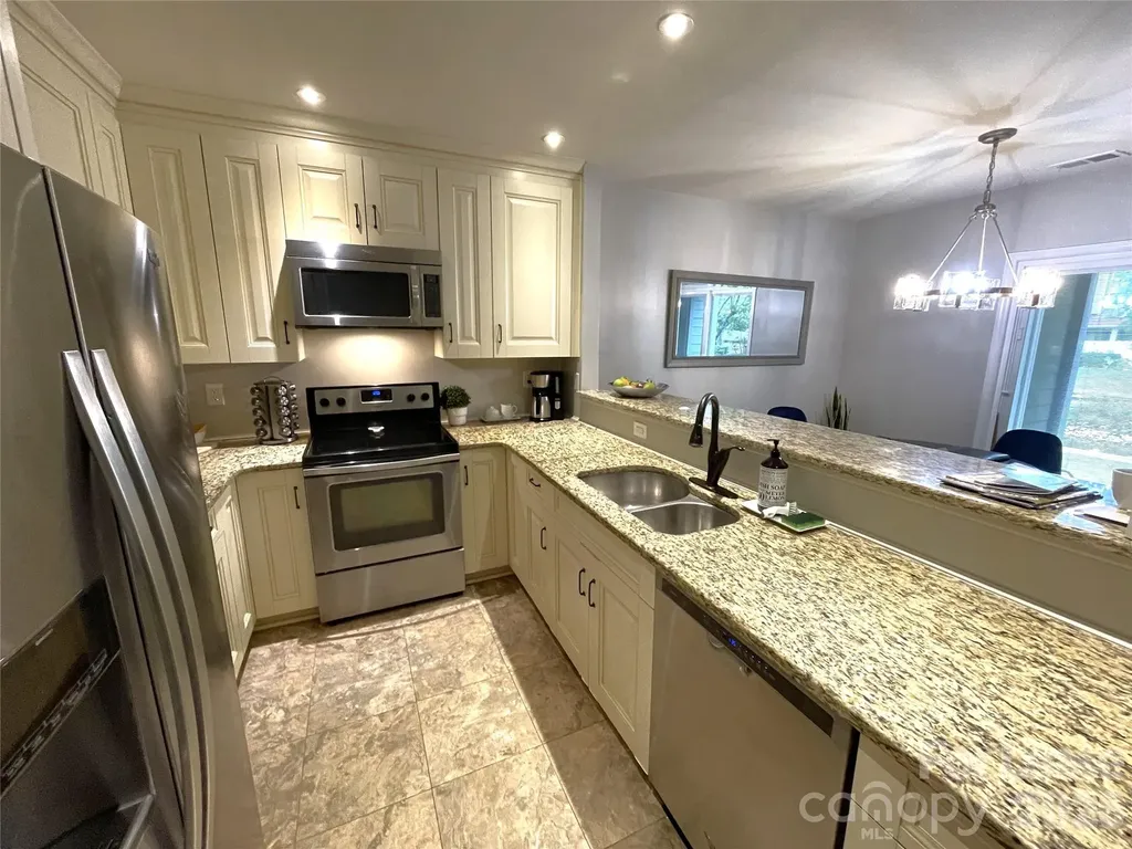 19831 Henderson Road Cornelius NC 28031
