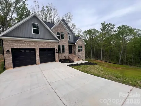 236 Mark Ryan Lane Dallas NC 28034