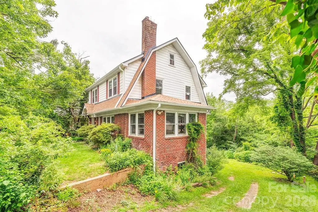 133 Westwood Place Asheville NC 28806