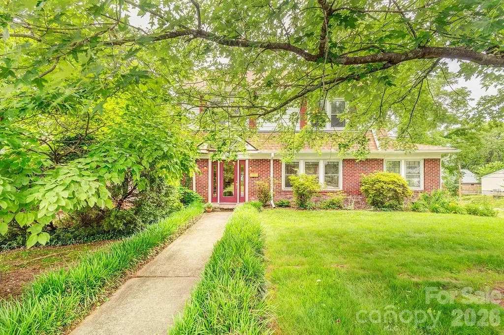 133 Westwood Place Asheville NC 28806