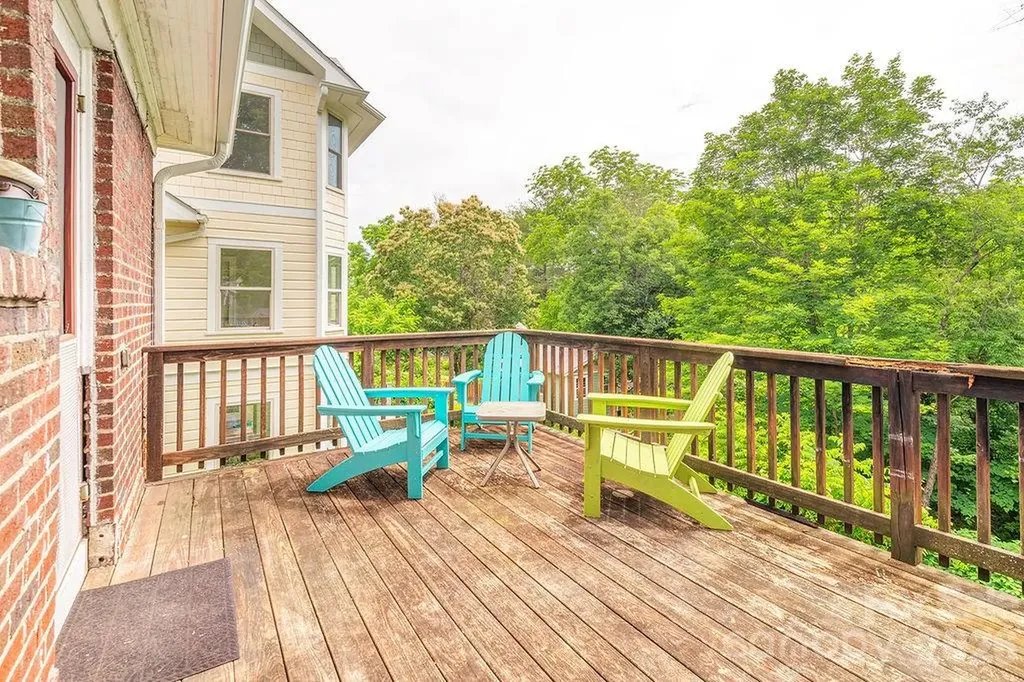 133 Westwood Place Asheville NC 28806