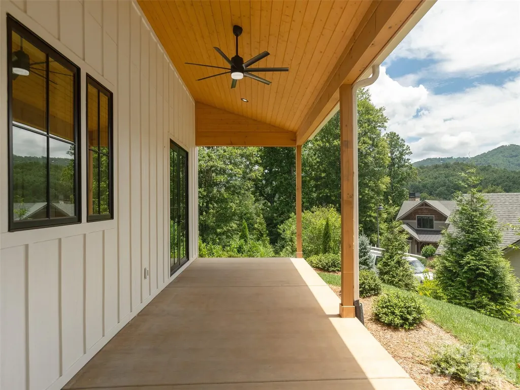 11 Magnolia View Trail Asheville NC 28804