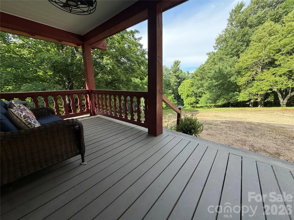 225 High Ridge Road Little Switzerland NC 28749