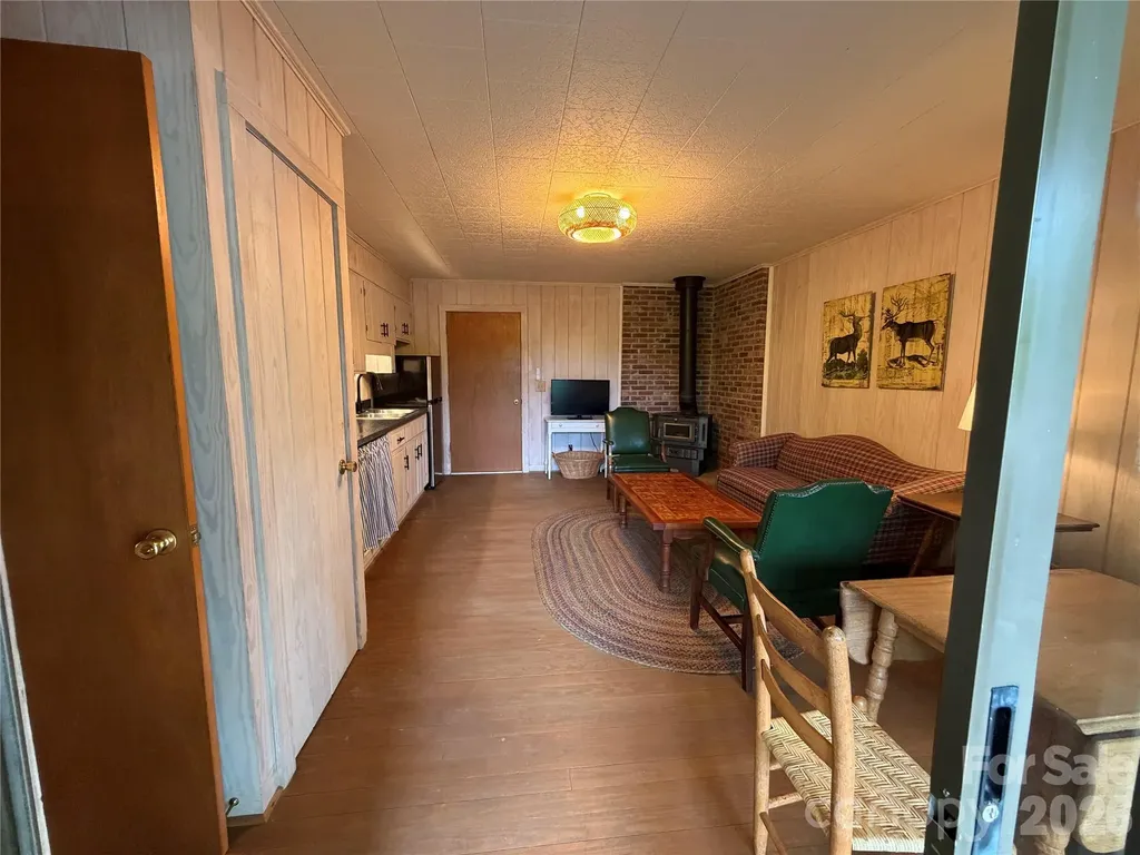 225 High Ridge Road Little Switzerland NC 28749