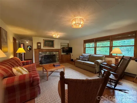 225 High Ridge Road Little Switzerland NC 28749