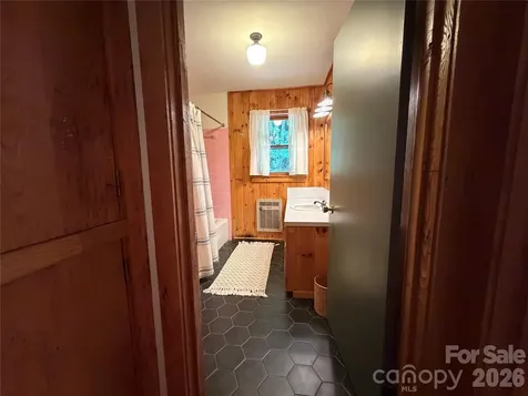 225 High Ridge Road Little Switzerland NC 28749