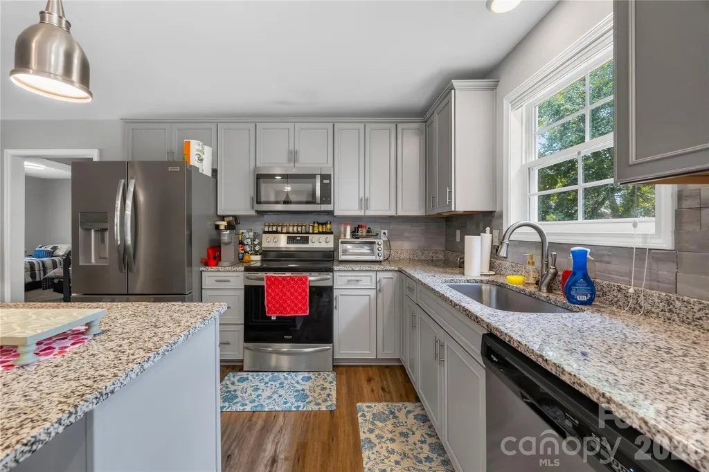 210 E 6th Street Cherryville NC 28021