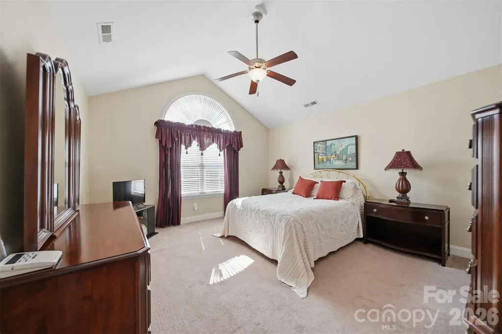 808-C Wynnshire Drive Hickory NC 28601