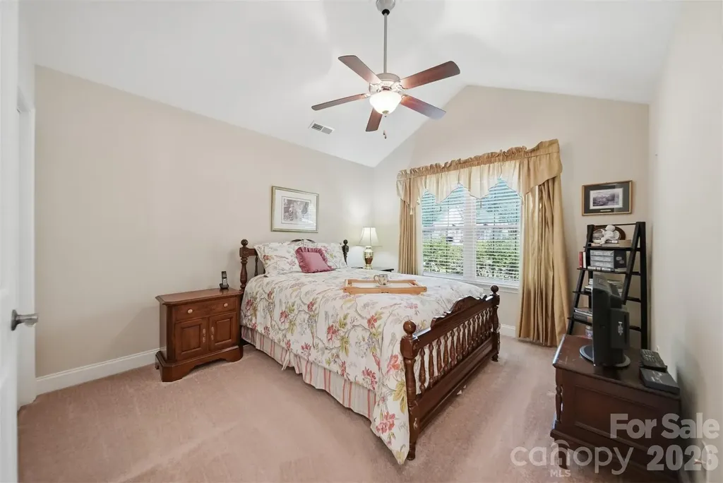 808-C Wynnshire Drive Hickory NC 28601