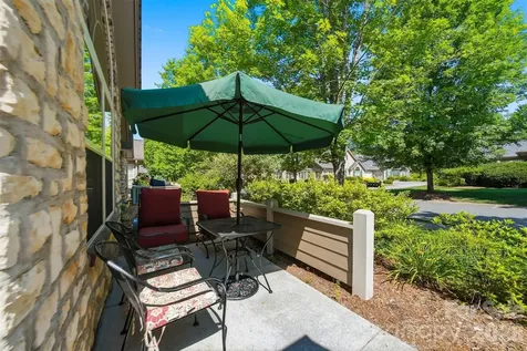 808-C Wynnshire Drive Hickory NC 28601