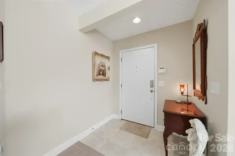 808-C Wynnshire Drive Hickory NC 28601