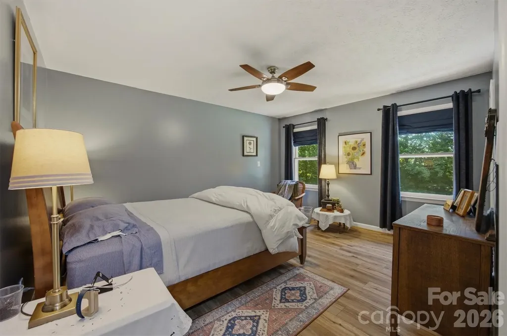 104 Oakwood Drive Morganton NC 28655