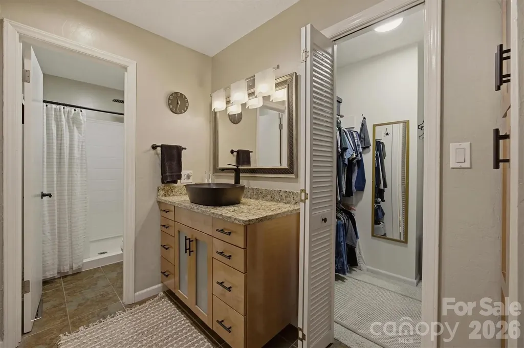 104 Oakwood Drive Morganton NC 28655