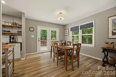 104 Oakwood Drive Morganton NC 28655