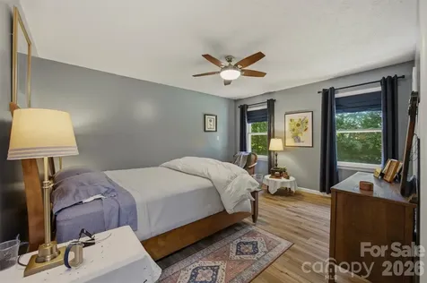 104 Oakwood Drive Morganton NC 28655